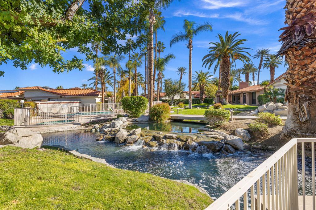 Los Lagos - Residential