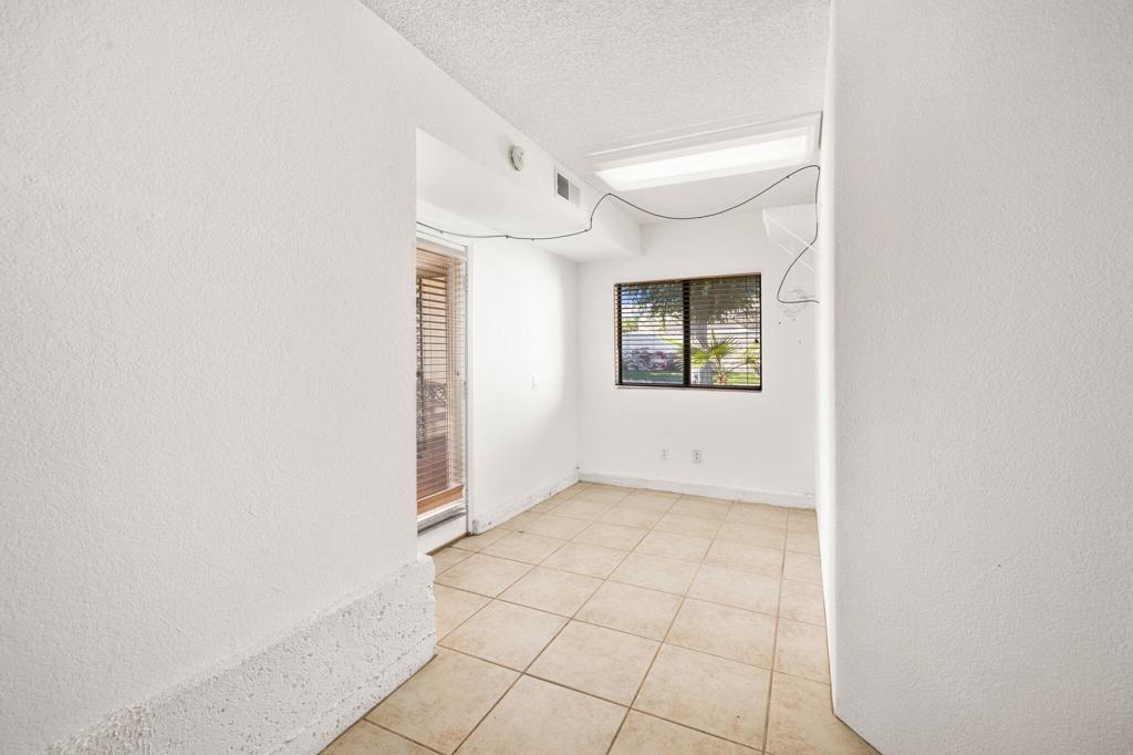 Los Lagos - Residential