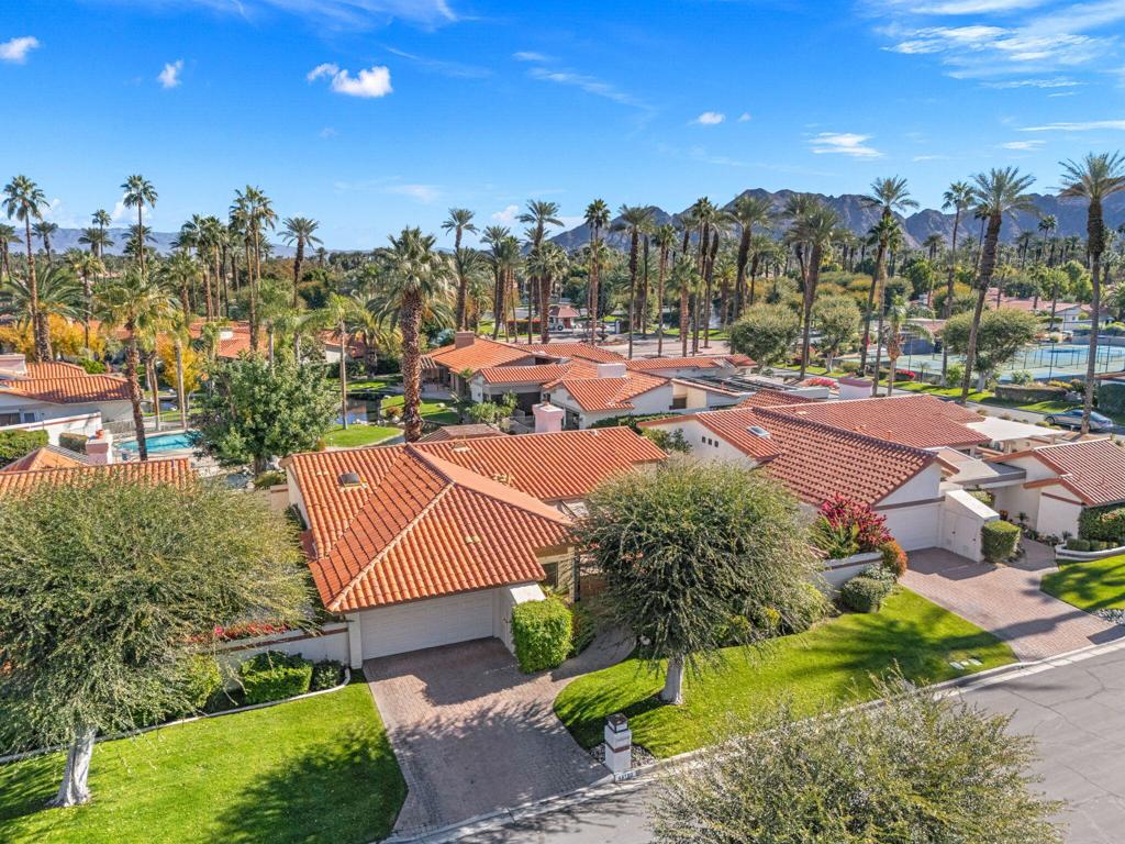 Los Lagos - Residential