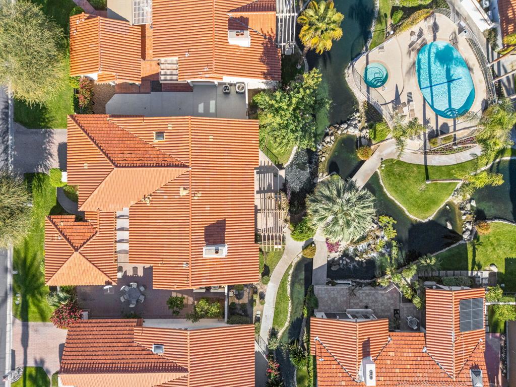 Los Lagos - Residential