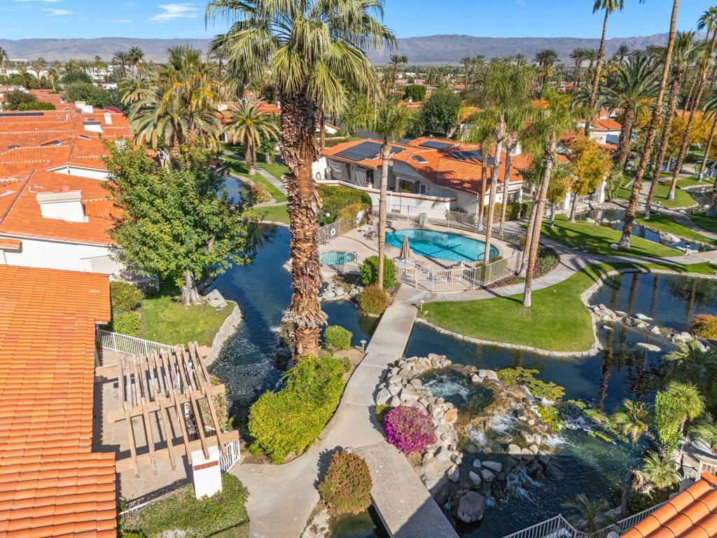 Los Lagos - Residential