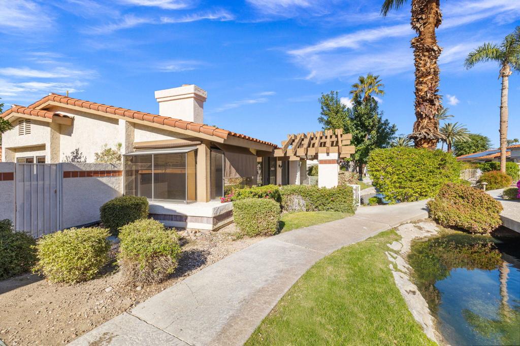 Los Lagos - Residential