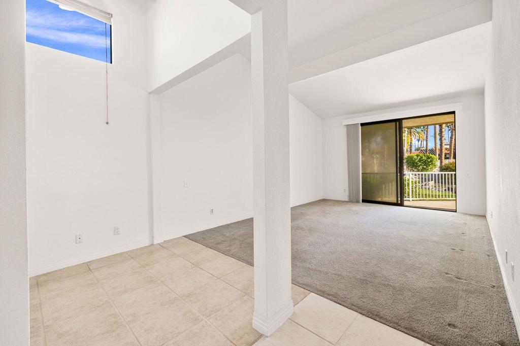 Los Lagos - Residential