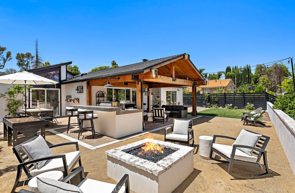 24622 Ladera Drive