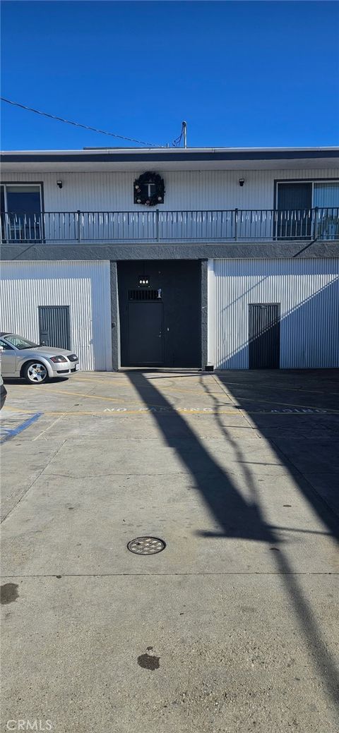 17208 Roseton Avenue Artesia CA 90701