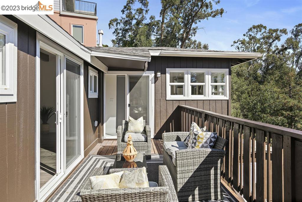 MONTCLAIR - Residential