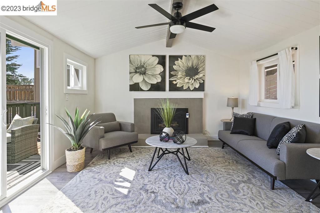 MONTCLAIR - Residential