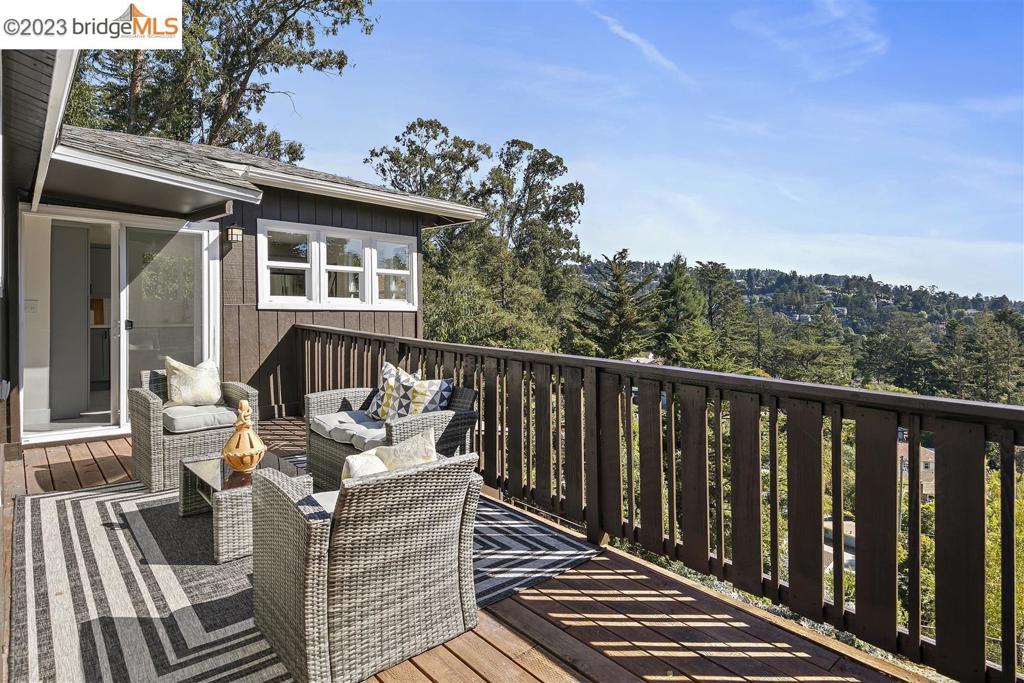 MONTCLAIR - Residential