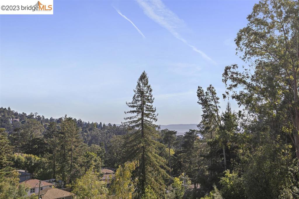 MONTCLAIR - Residential