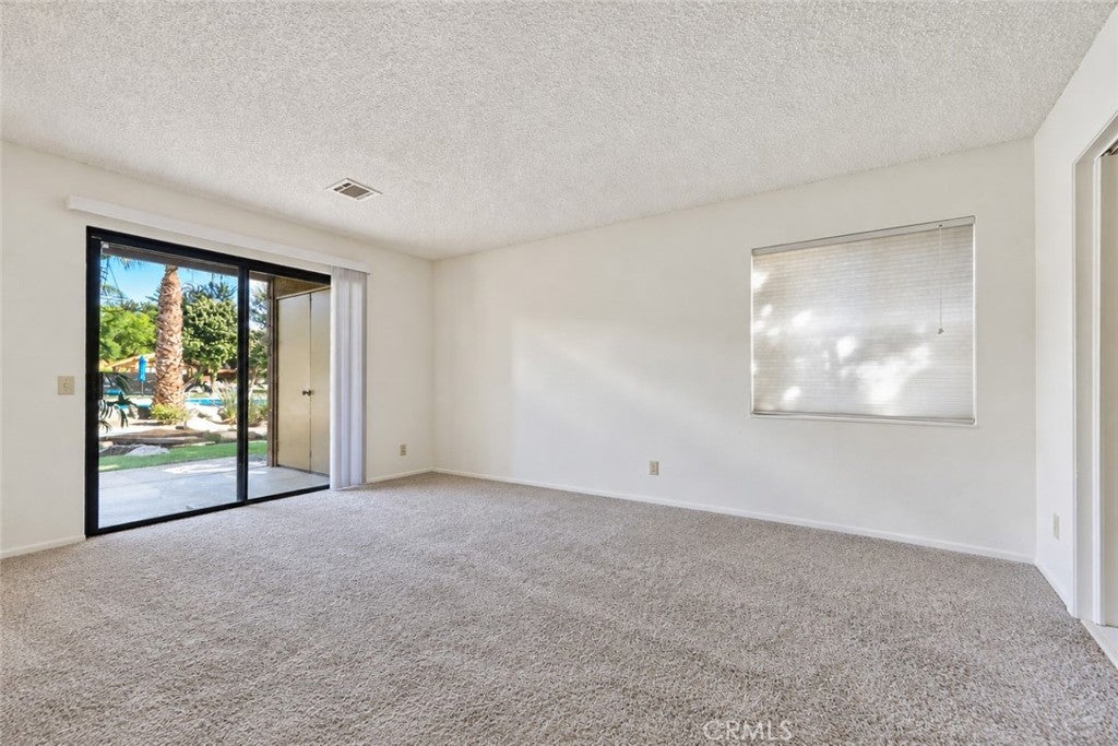 48255 Monroe 38