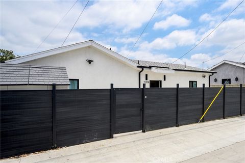 Photo of 719 Dale Avenue #A, Glendale, CA 91202 (MLS # GD26107447)