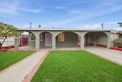 Photo of 2470 Webster Ave, Long Beach, CA 90810 (MLS # SB26197530)