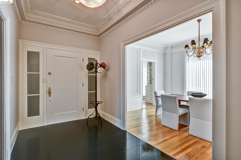 200 Lakeside Dr 801