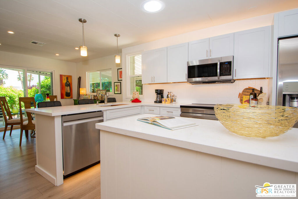 Date Palm Country Cl - Manufactured In Park