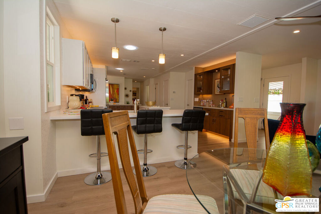 Date Palm Country Cl - Manufactured In Park