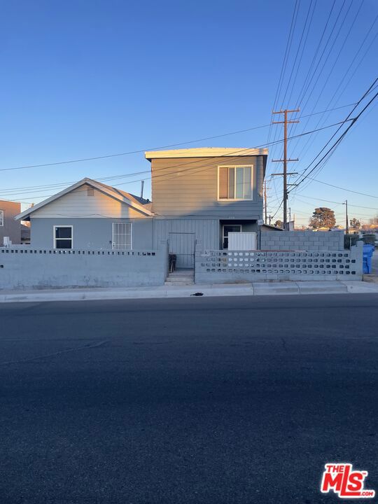 209 S 1st Avenue