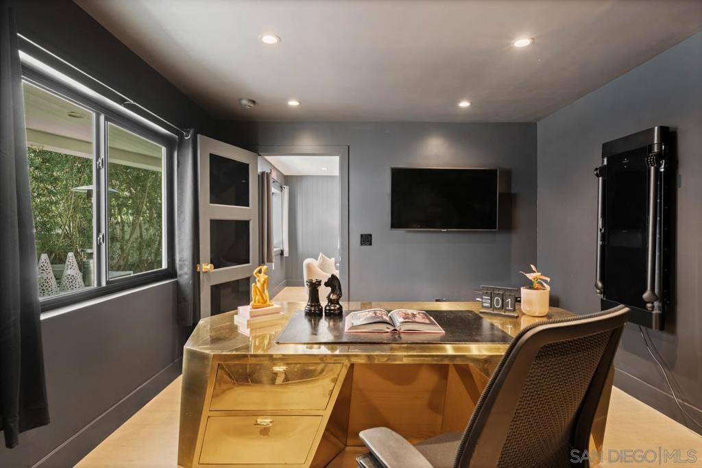 Bay Park - Residential