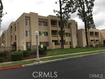 FORD FOUNTAINS - Residential Lease