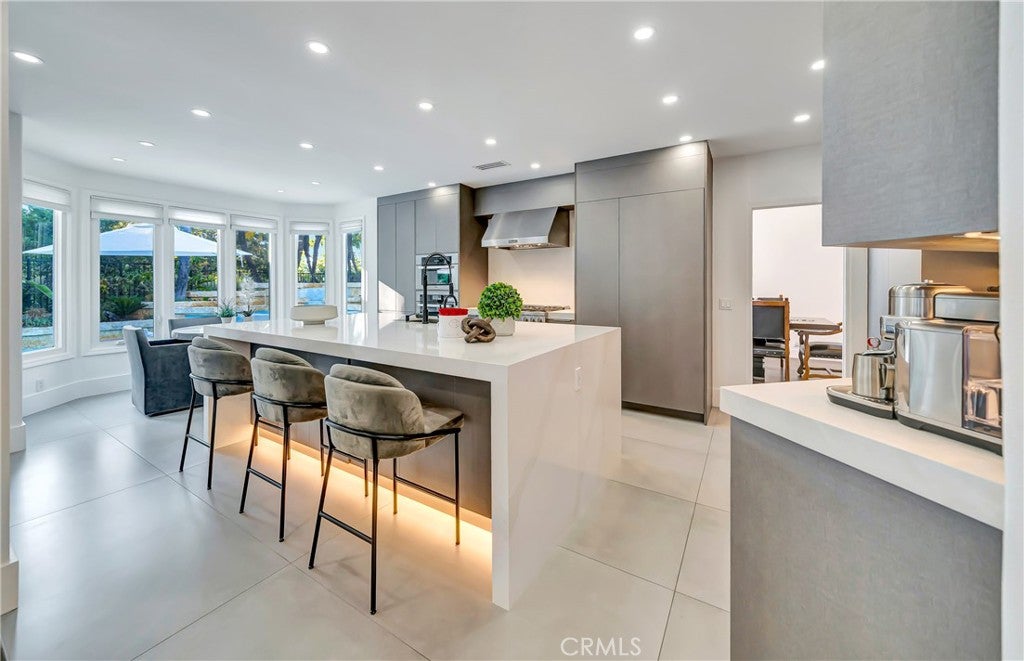 3793 Camino Codorniz
