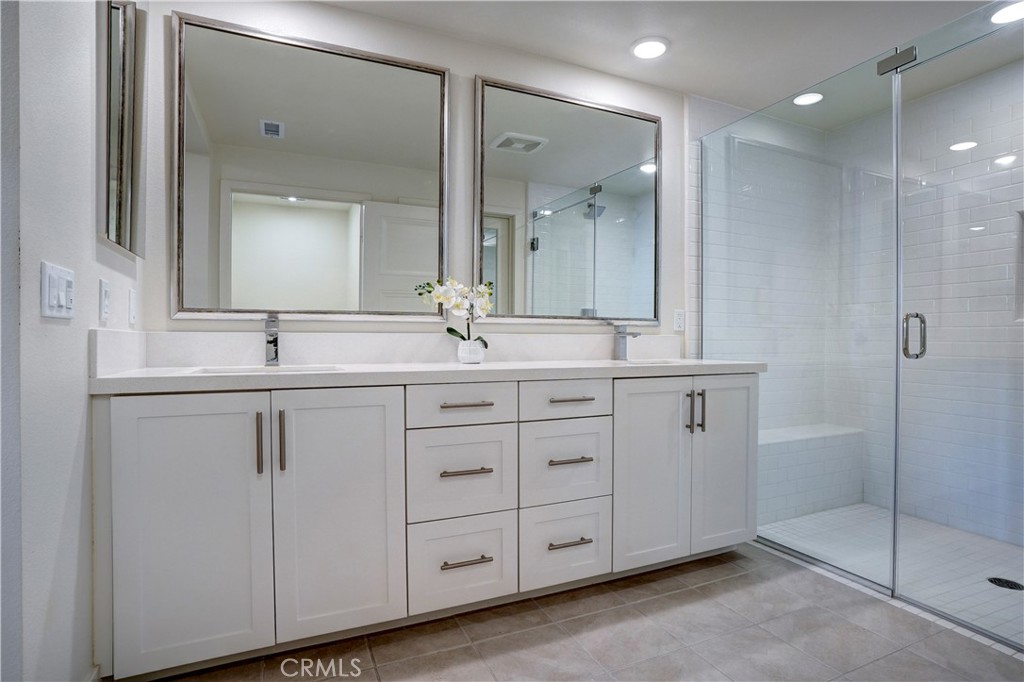 Tustin Village (TV) - Residential