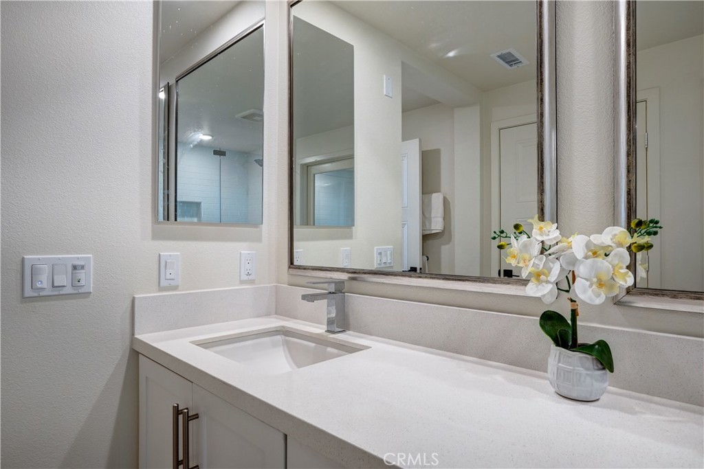 Tustin Village (TV) - Residential