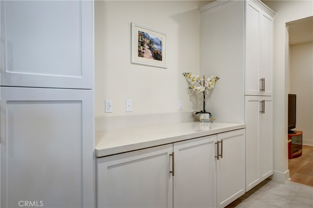 Tustin Village (TV) - Residential