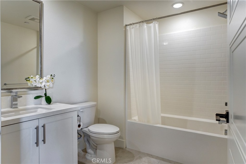 Tustin Village (TV) - Residential