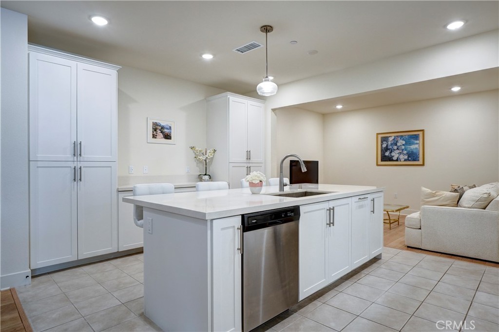 Tustin Village (TV) - Residential