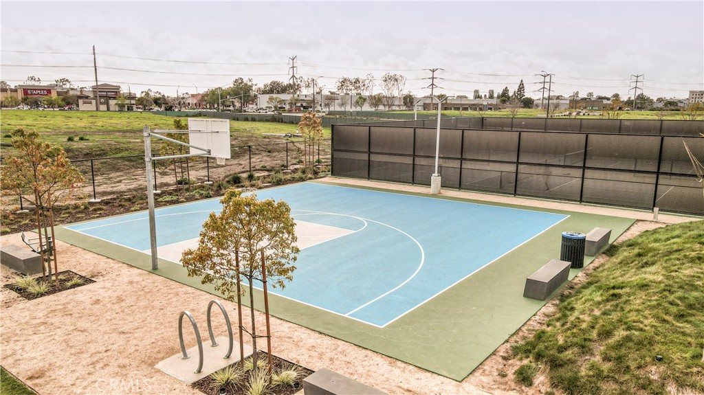 Tustin Village (TV) - Residential