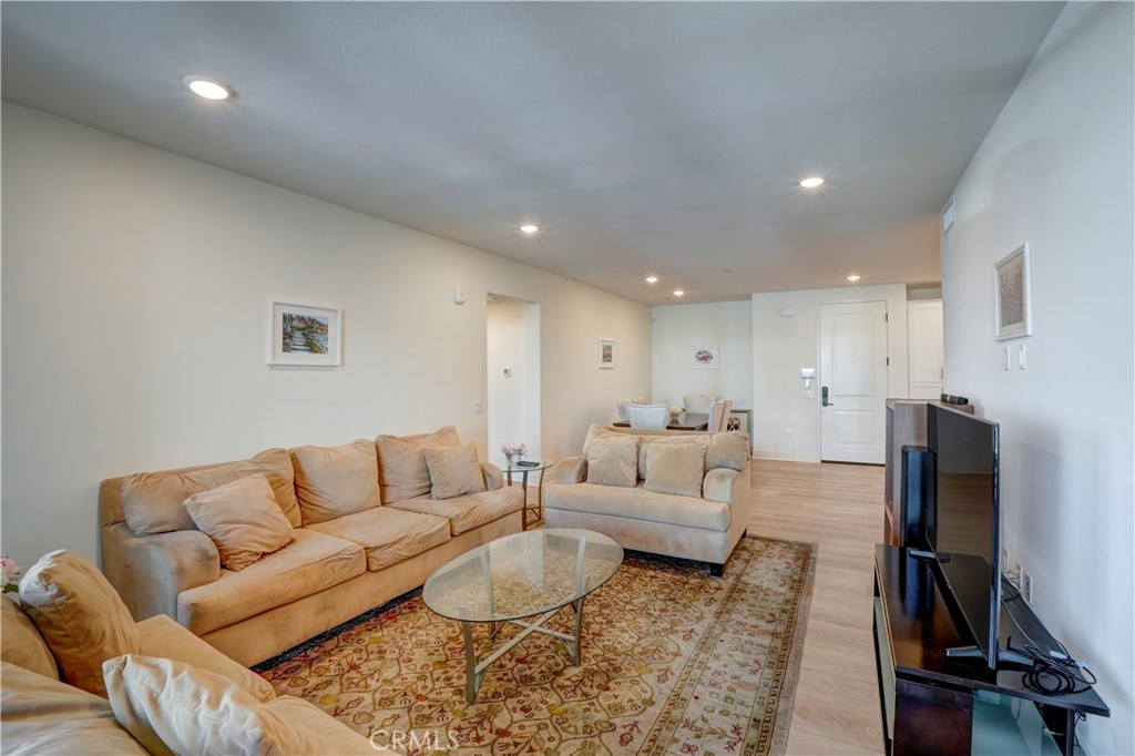 Tustin Village (TV) - Residential