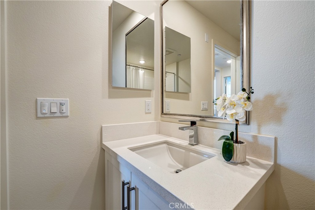 Tustin Village (TV) - Residential