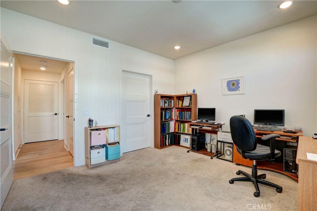 Tustin Village (TV) - Residential