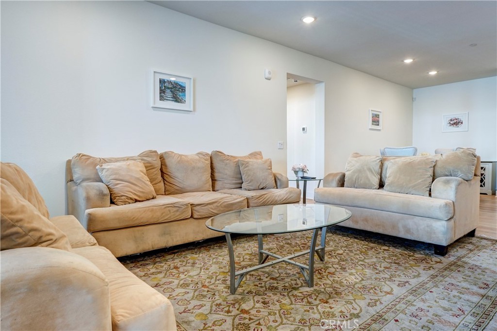 Tustin Village (TV) - Residential