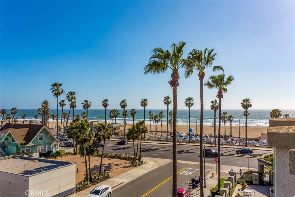 Properties 1 200 Pacific Coast Highway 301
