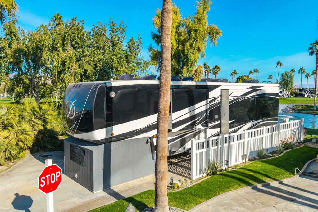 Outdoor Resorts Palm Springs - Land