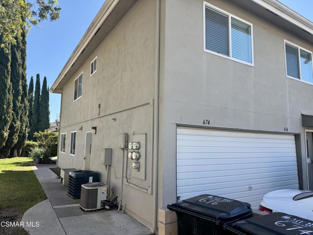 676 Avenida Del Platino