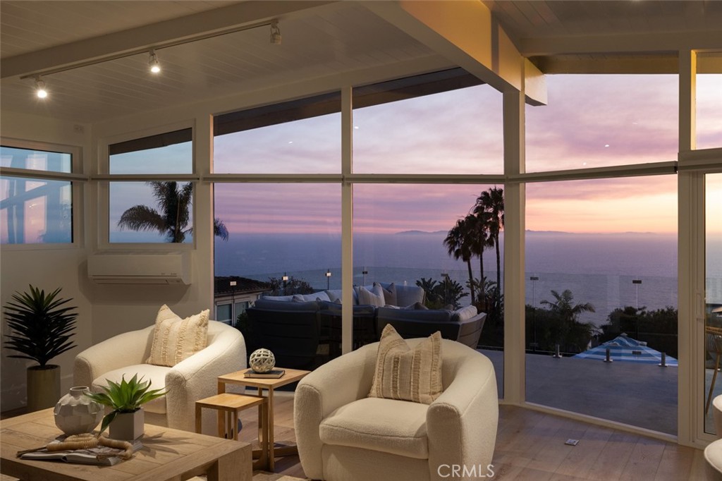 1105 Miramar
