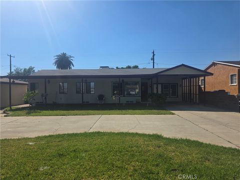 Photo of 6834 Elmwood Rd, San Bernardino, CA 92404 (MLS # MB26081708)