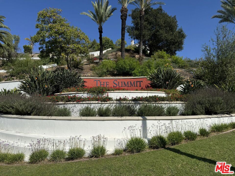 1476 Paseo De Oro