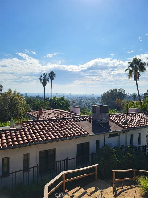 Photo of 6319 Bryn Mawr Drive, Los Angeles, CA 90068 (MLS # RS25250553) Photo of 6319 Bryn Mawr Drive, Los Angeles, CA 90068 (MLS # RS25250553)