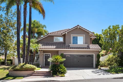 Photo of 28 Los Platillos, Rancho Santa Margarita, CA 92688 (MLS # OC26166389)