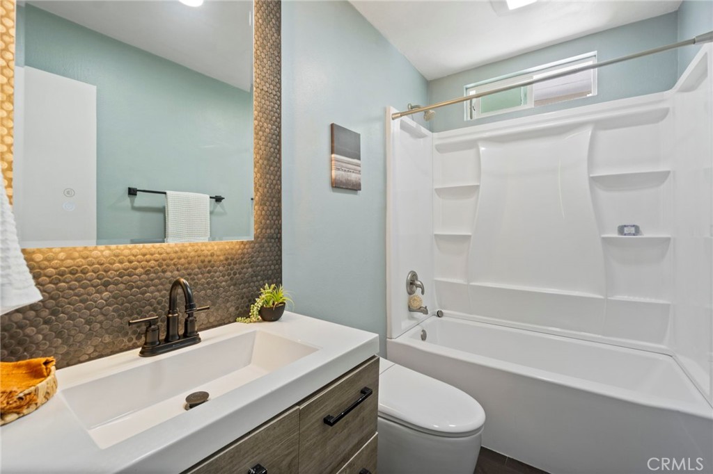 East Gate (ESGT) - Residential