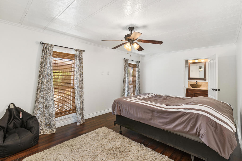 Suncrest Country Clb - Manufactured In Park