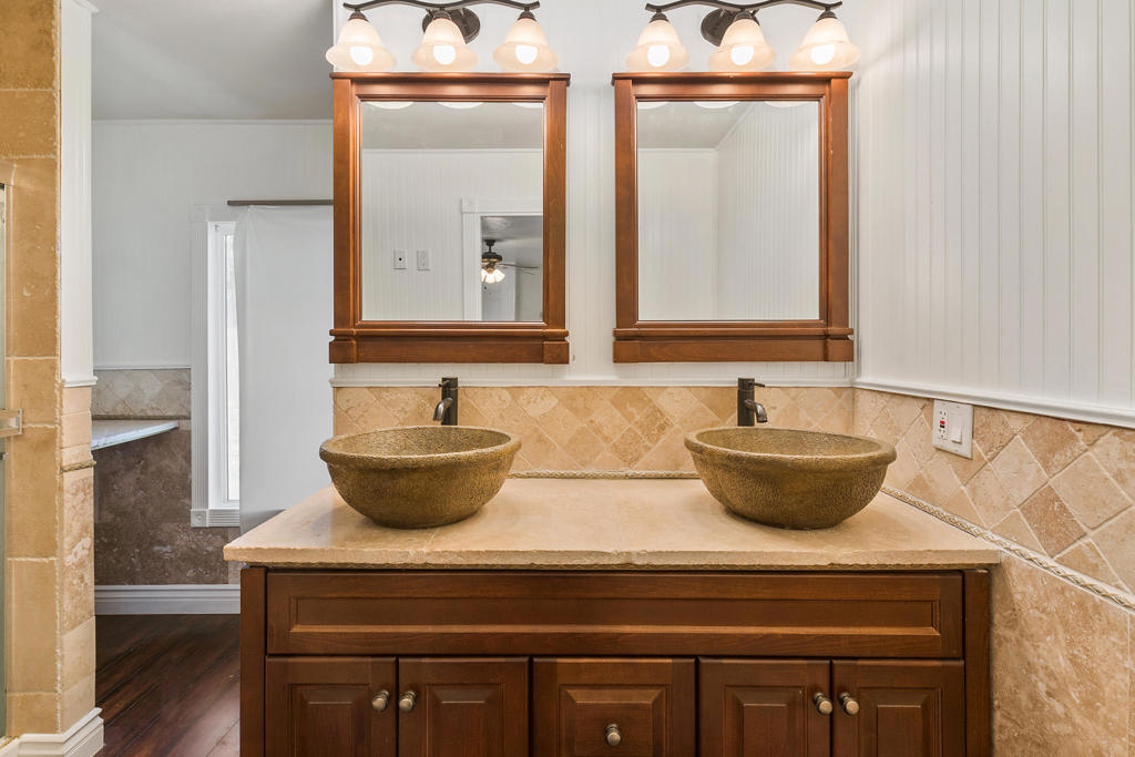 Suncrest Country Clb - Manufactured In Park