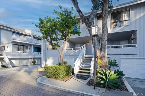 MLS: OC26078137