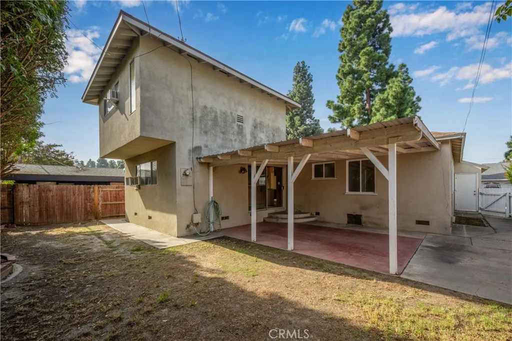 Long Beach, California 90808, United States, 3 Bedrooms Bedrooms, ,2 BathroomsBathrooms,Residential,Active,244369