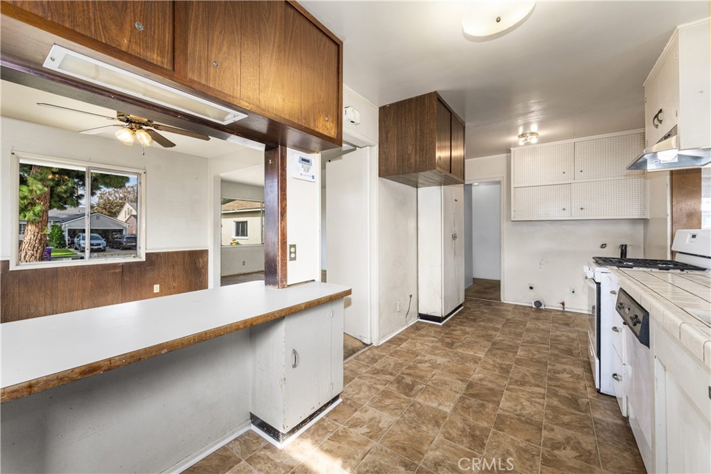 Carson Park/Long Beach (CLB) - Residential