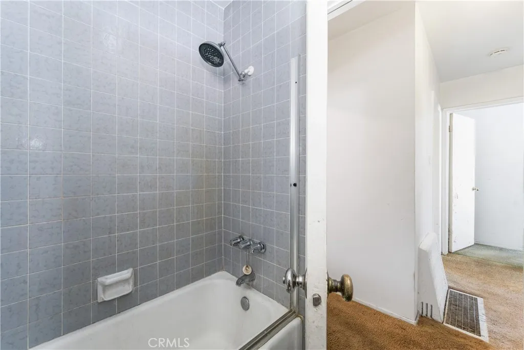 Long Beach, California 90808, United States, 3 Bedrooms Bedrooms, ,2 BathroomsBathrooms,Residential,Active,244369