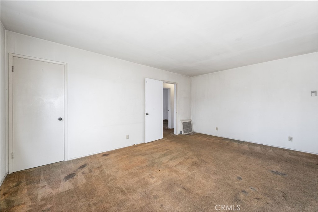 Carson Park/Long Beach (CLB) - Residential