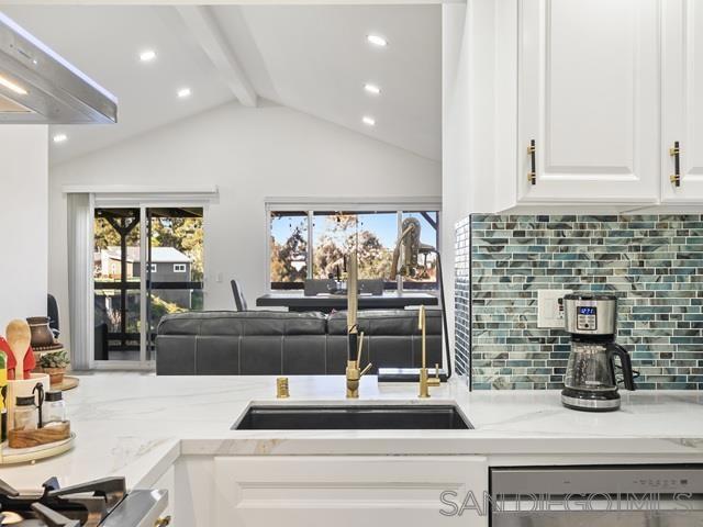 4976 Arroyo Linda Ave